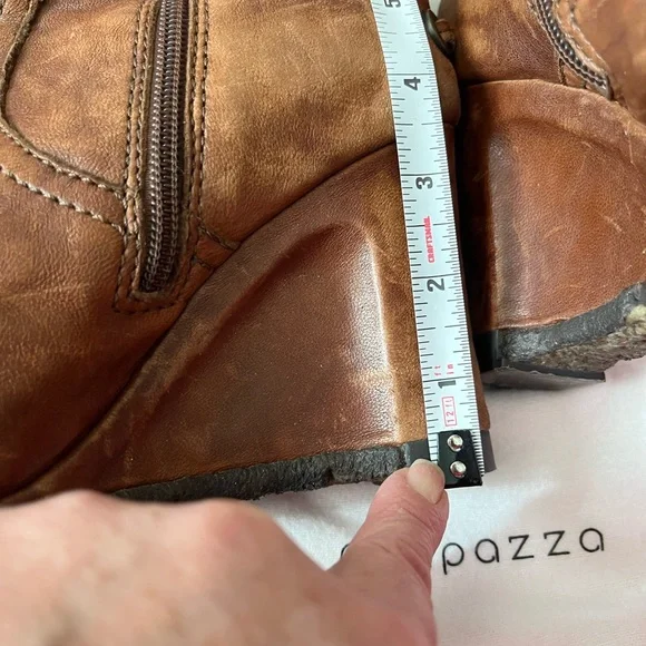 Apepazzo Chestnut Lace-Up Boots - Picture 4 of 5